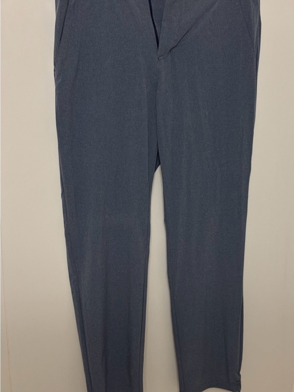 Oakley Men's Charcoal Gray Chinos